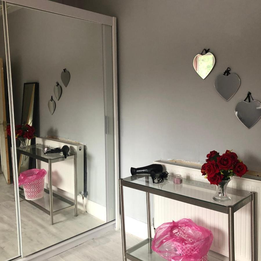Double Bedroom Манчестер Экстерьер фото